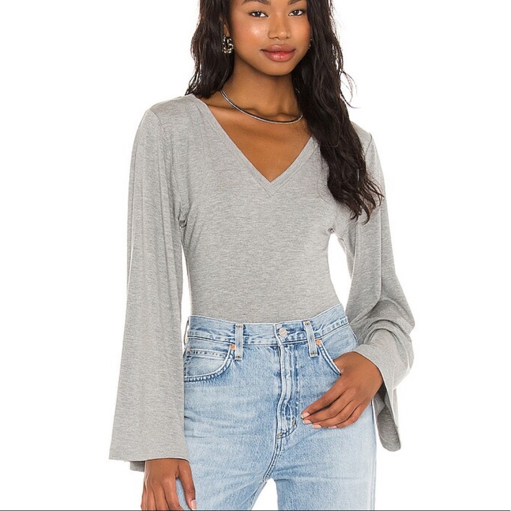 L’Academie Vneck bodysuit
